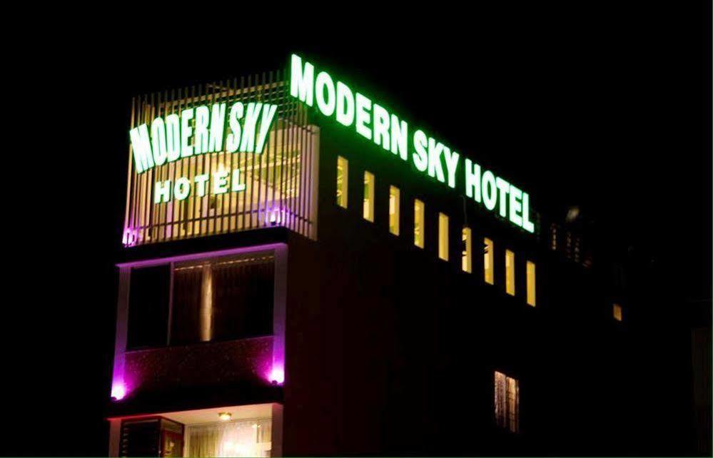 Modern Sky Hotel Nha Trang Extérieur photo